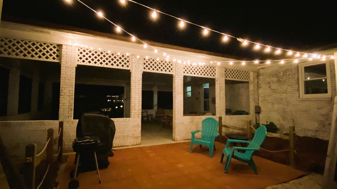 Photo of Patio Balcony in Tranquil Harbour