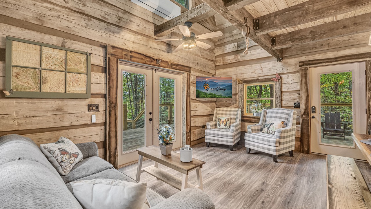 Photo of Livingroom in Smoky Mountains