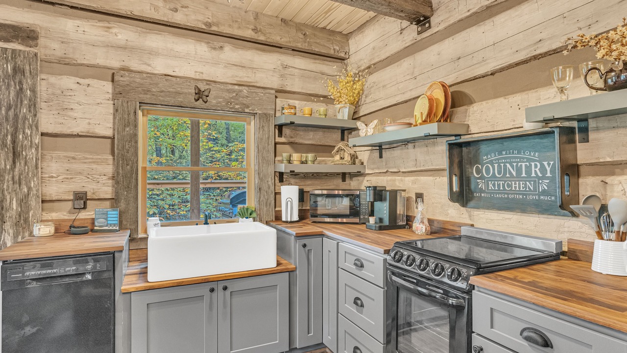 Photo of Kitchen in Smoky Mountains