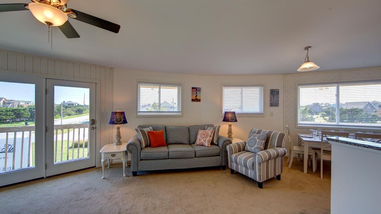 Photo of Livingroom in Avon