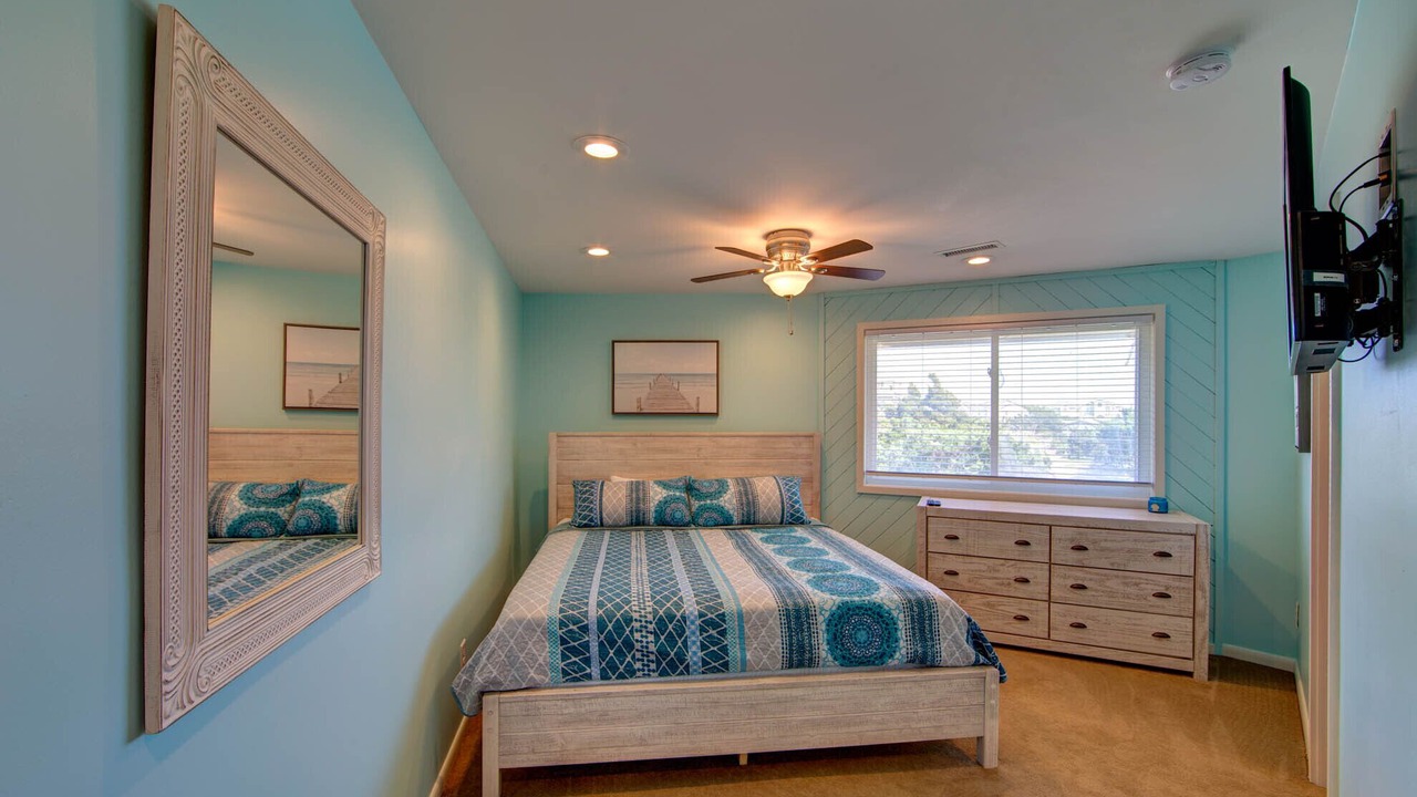 Photo of Bedroom in Avon