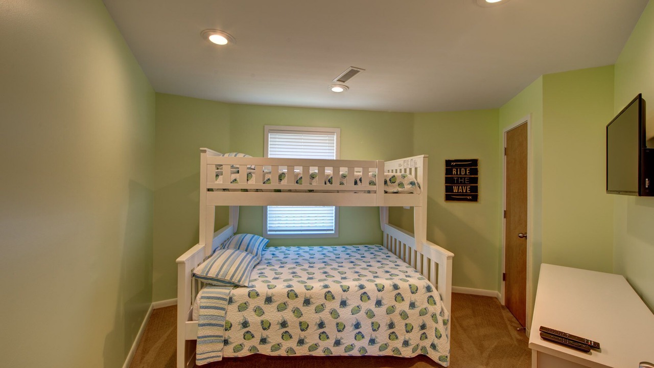 Photo of Bedroom in Avon