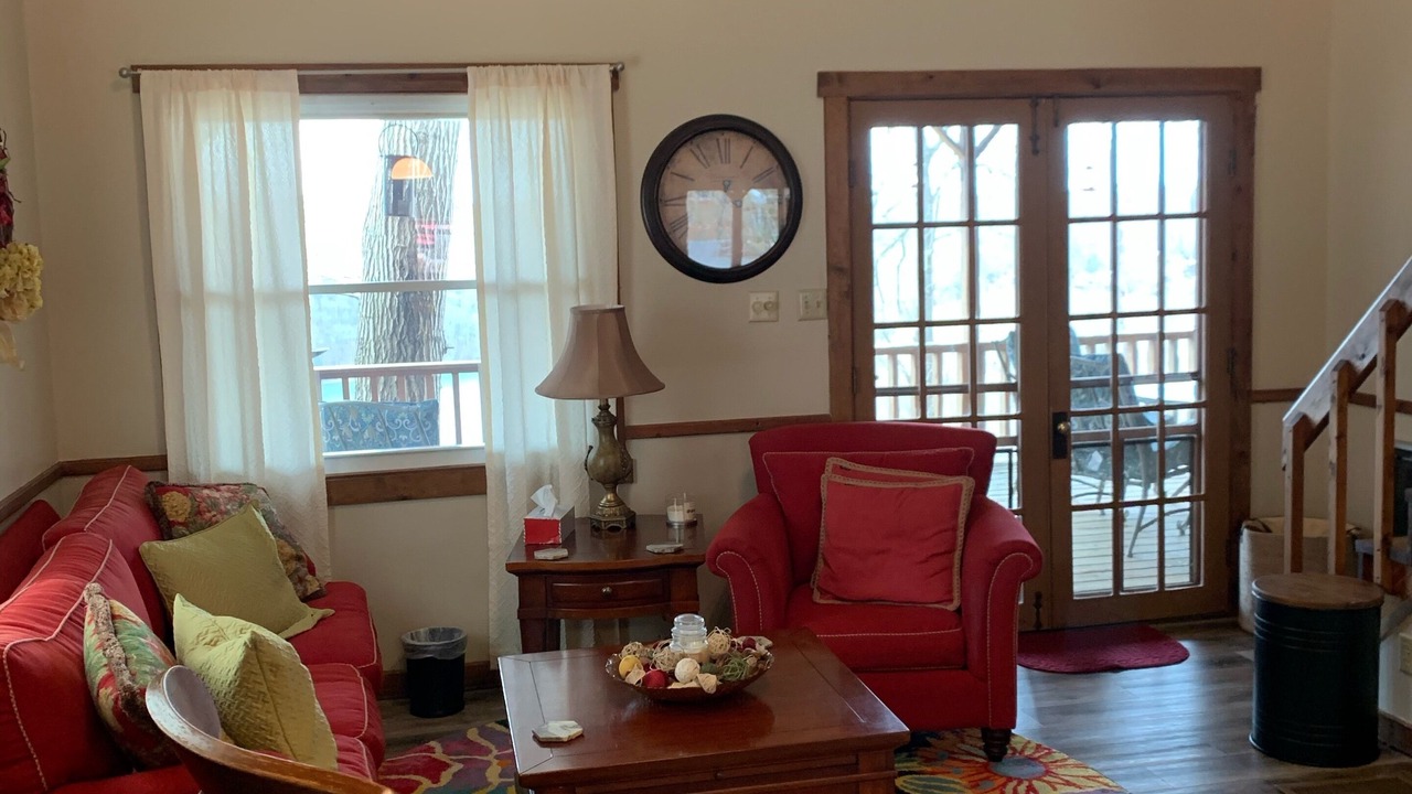 Photo of Livingroom in Byrdstown