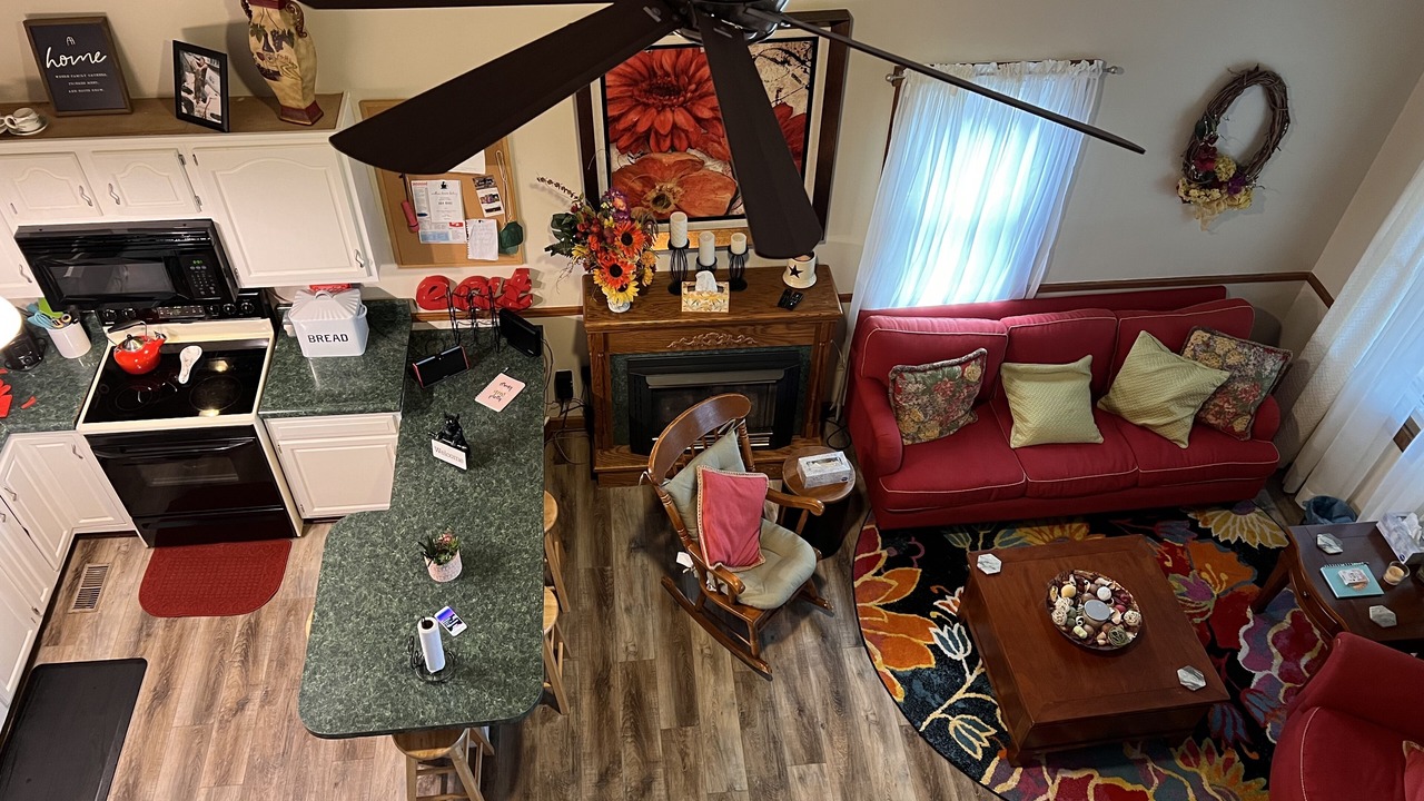 Photo of Livingroom in Byrdstown