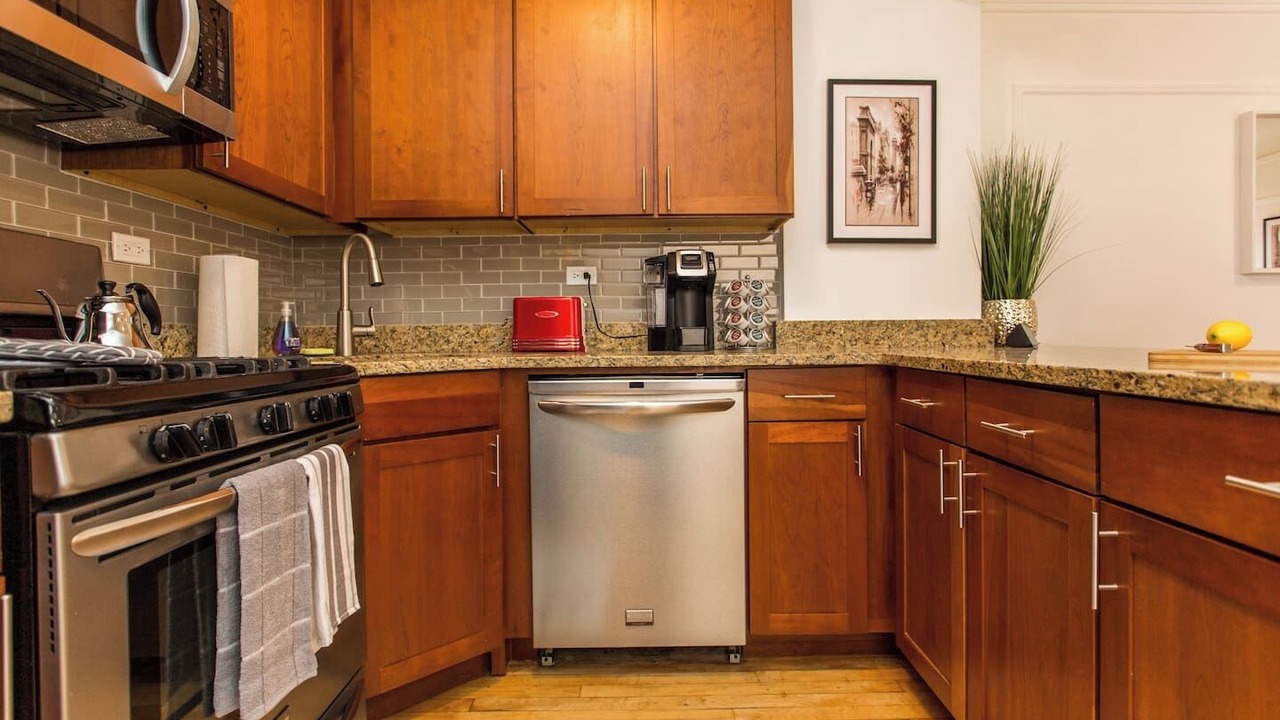 Photo of Kitchen in Streeterville