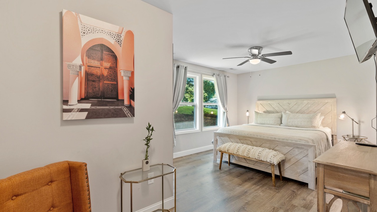 Photo of Bedroom in Candler
