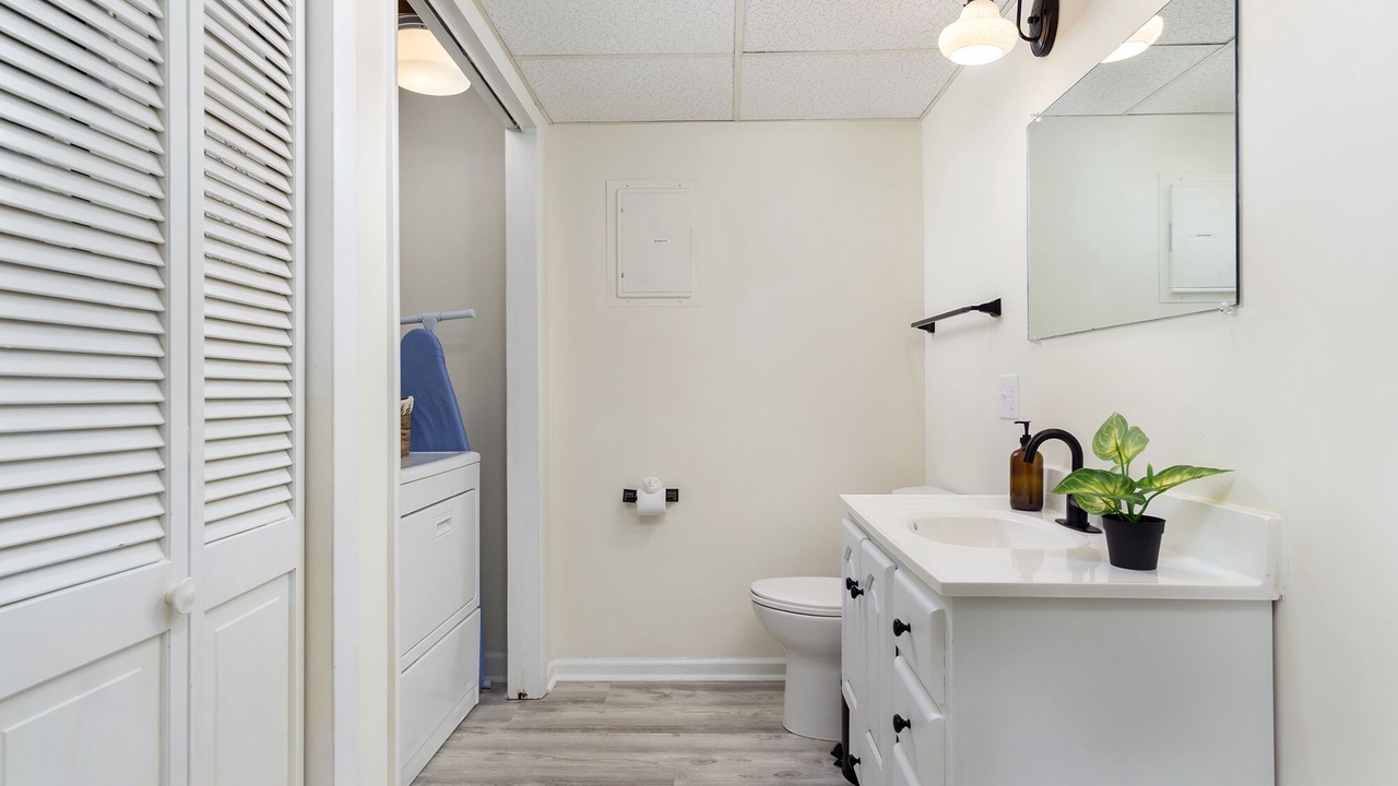 Photo of Bathroom in Arden