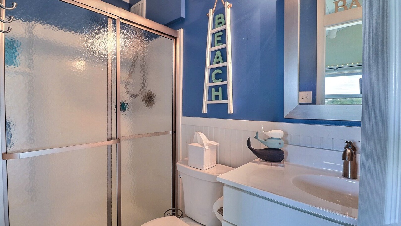 Photo of Bathroom in Southern Shores
