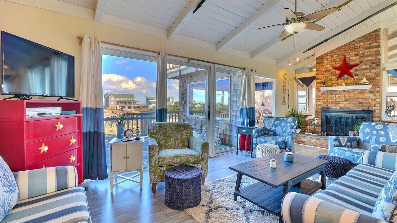 Photo of Livingroom in Southern Shores