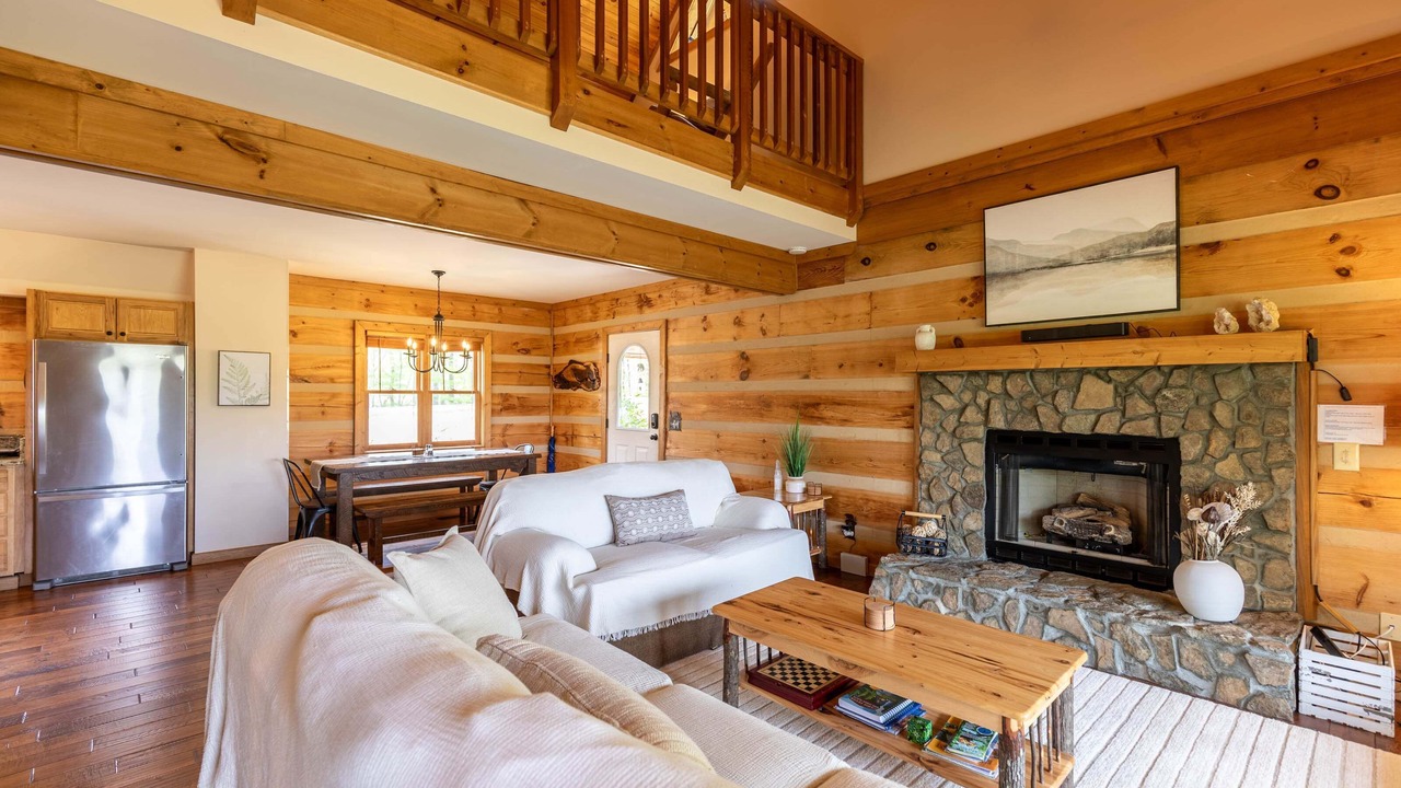 Photo of Livingroom in Boone