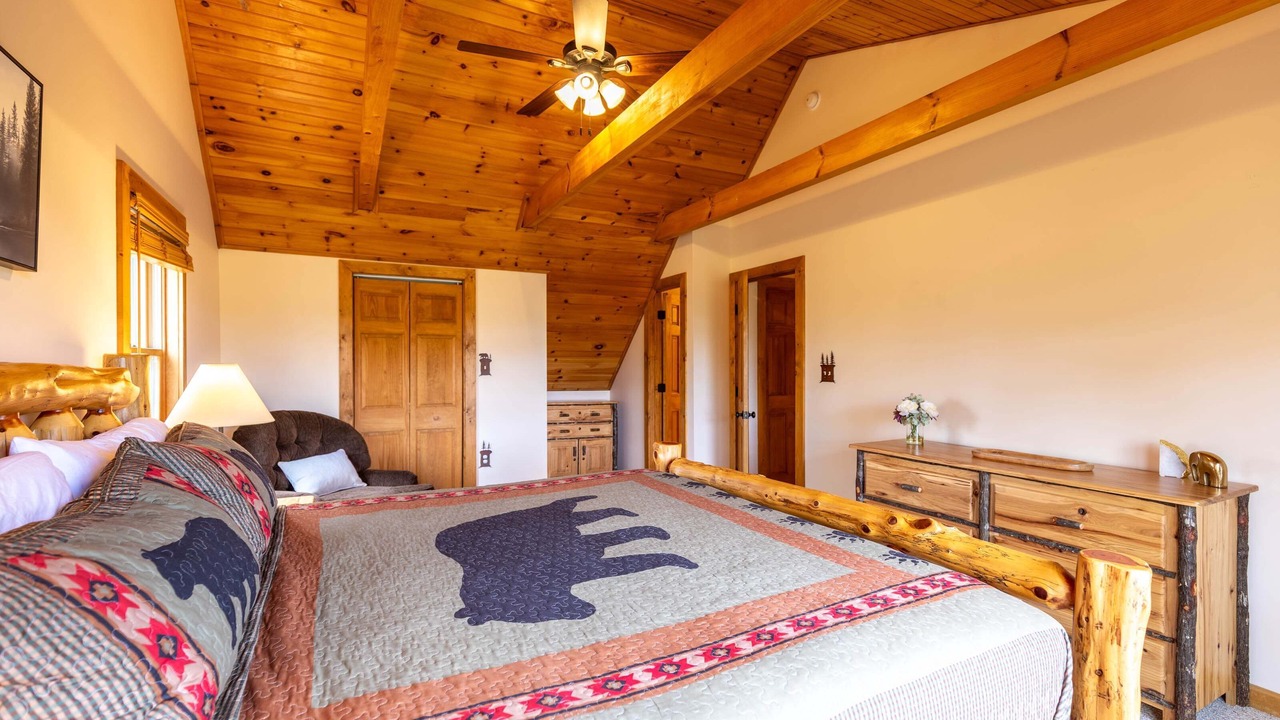 Photo of Bedroom in Boone