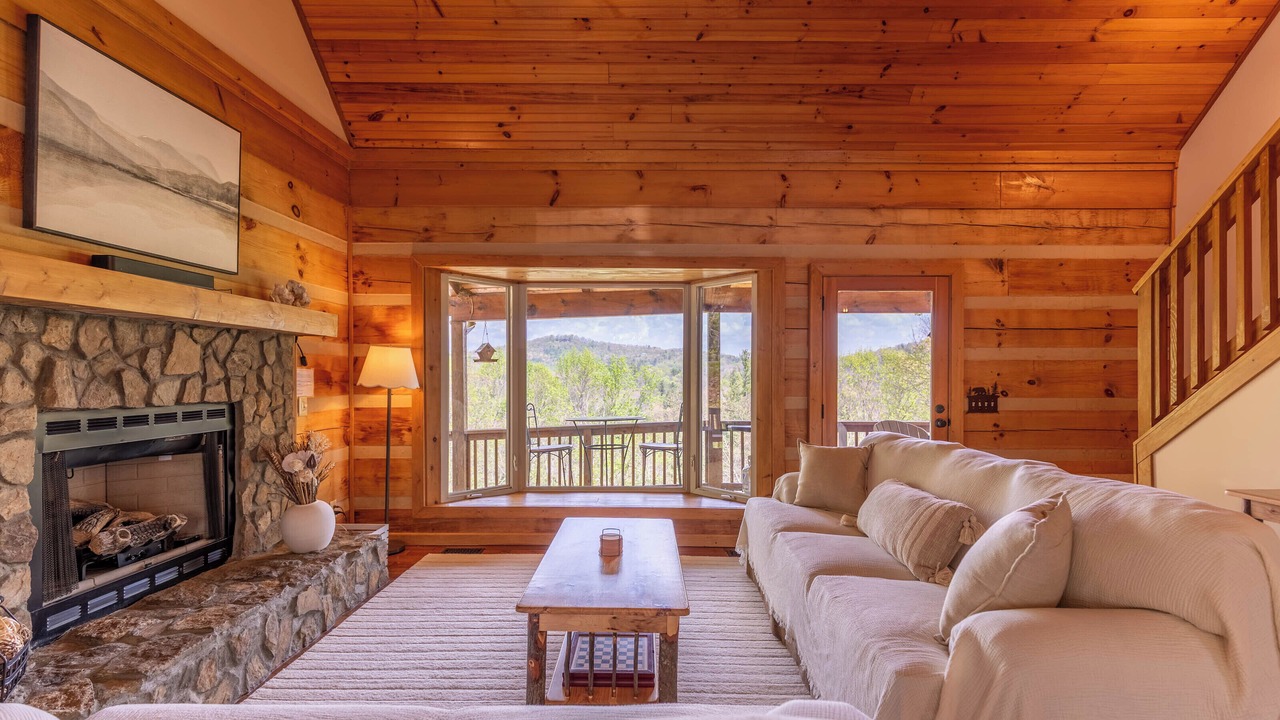 Photo of Livingroom in Boone