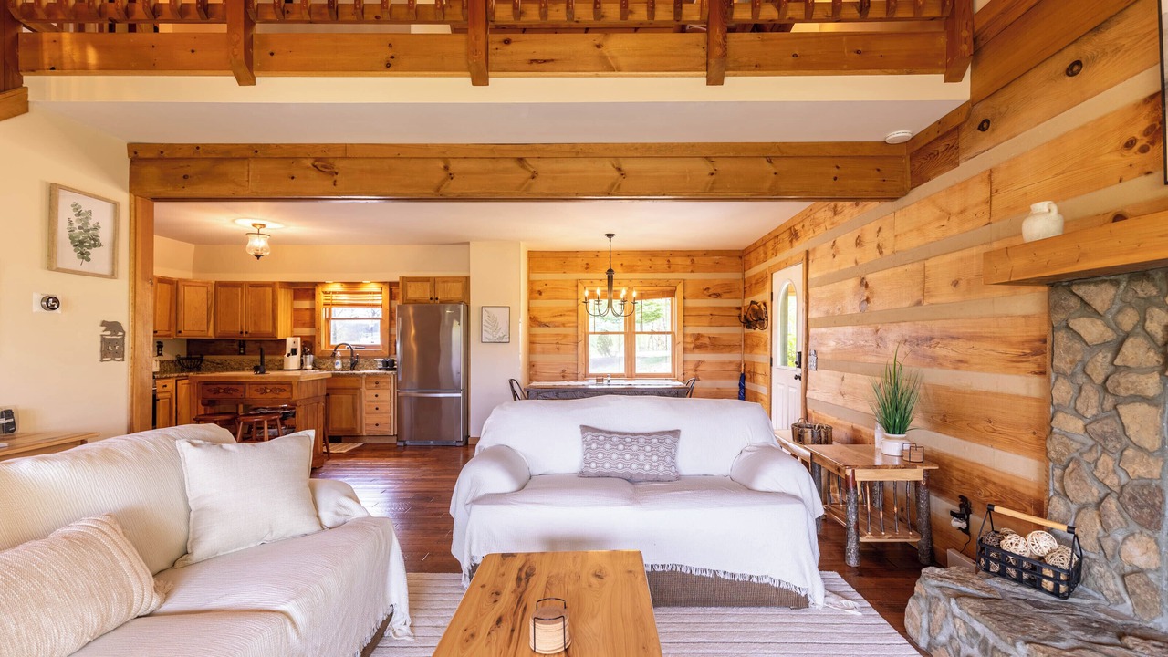 Photo of Livingroom in Boone