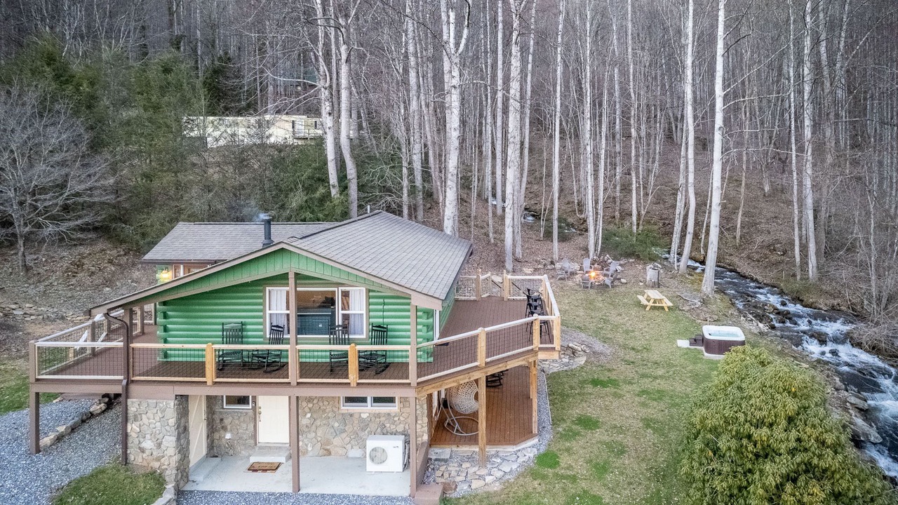 Photo of Outdoor in Sylva