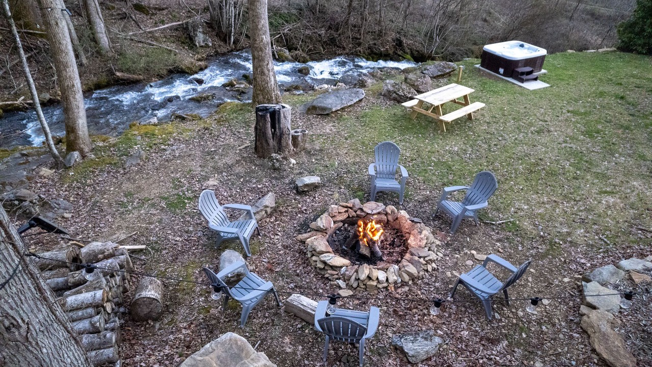 Photo of Outdoor in Sylva