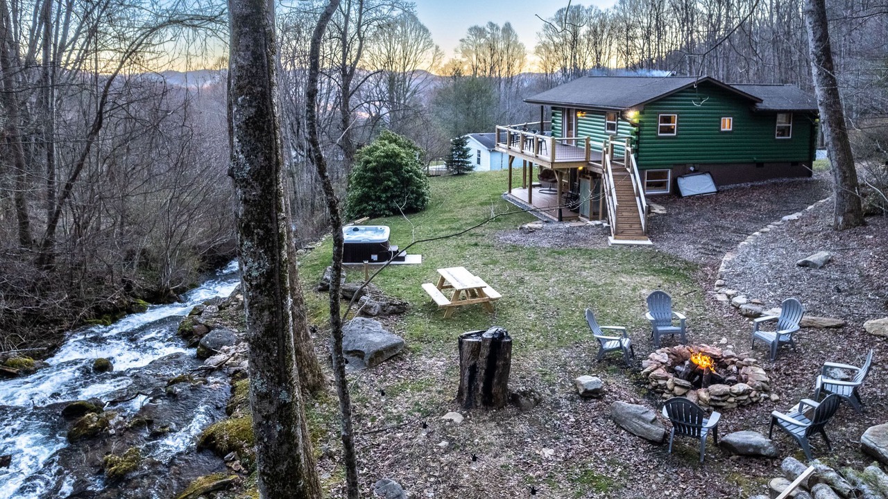 Photo of Outdoor in Sylva