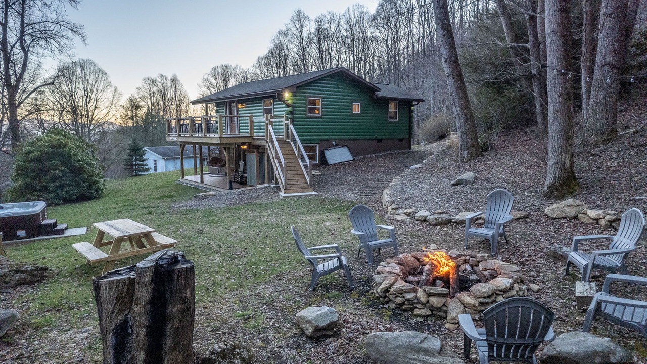 Photo of Outdoor in Sylva