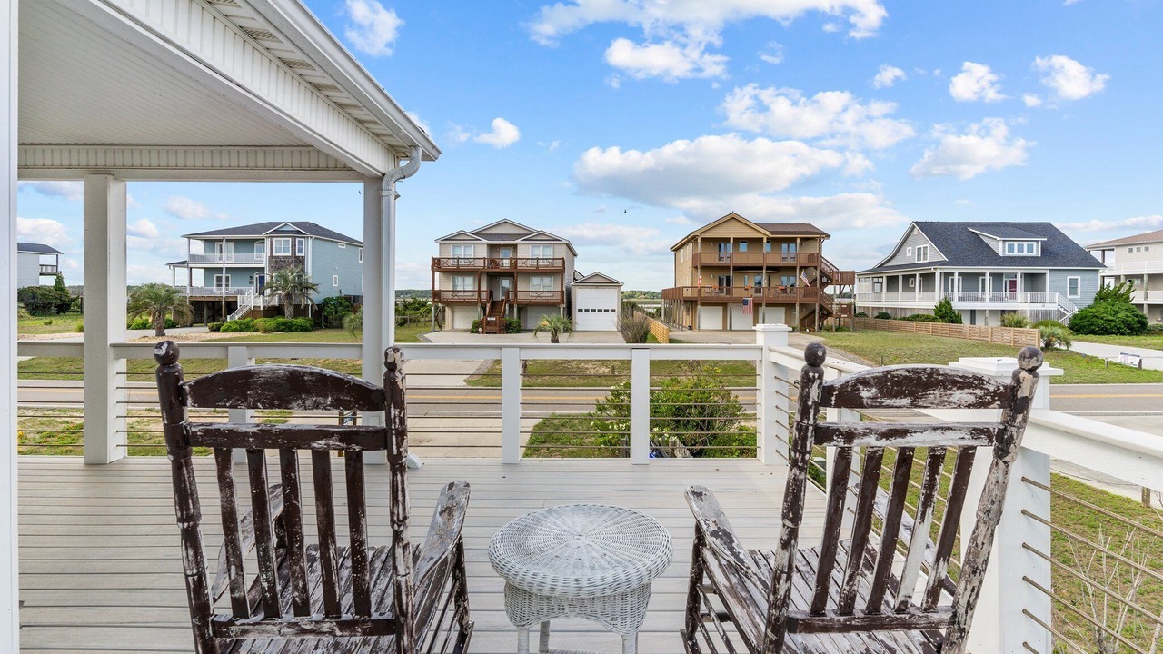 Photo of Patio Balcony in Oak Island