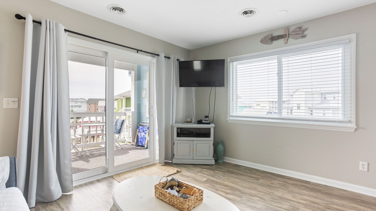Photo of Livingroom in North Carolina Coast