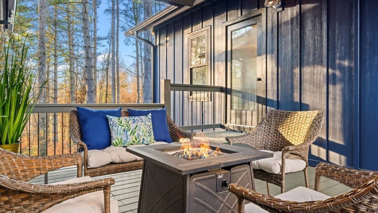 Photo of Patio Balcony in Horse Shoe