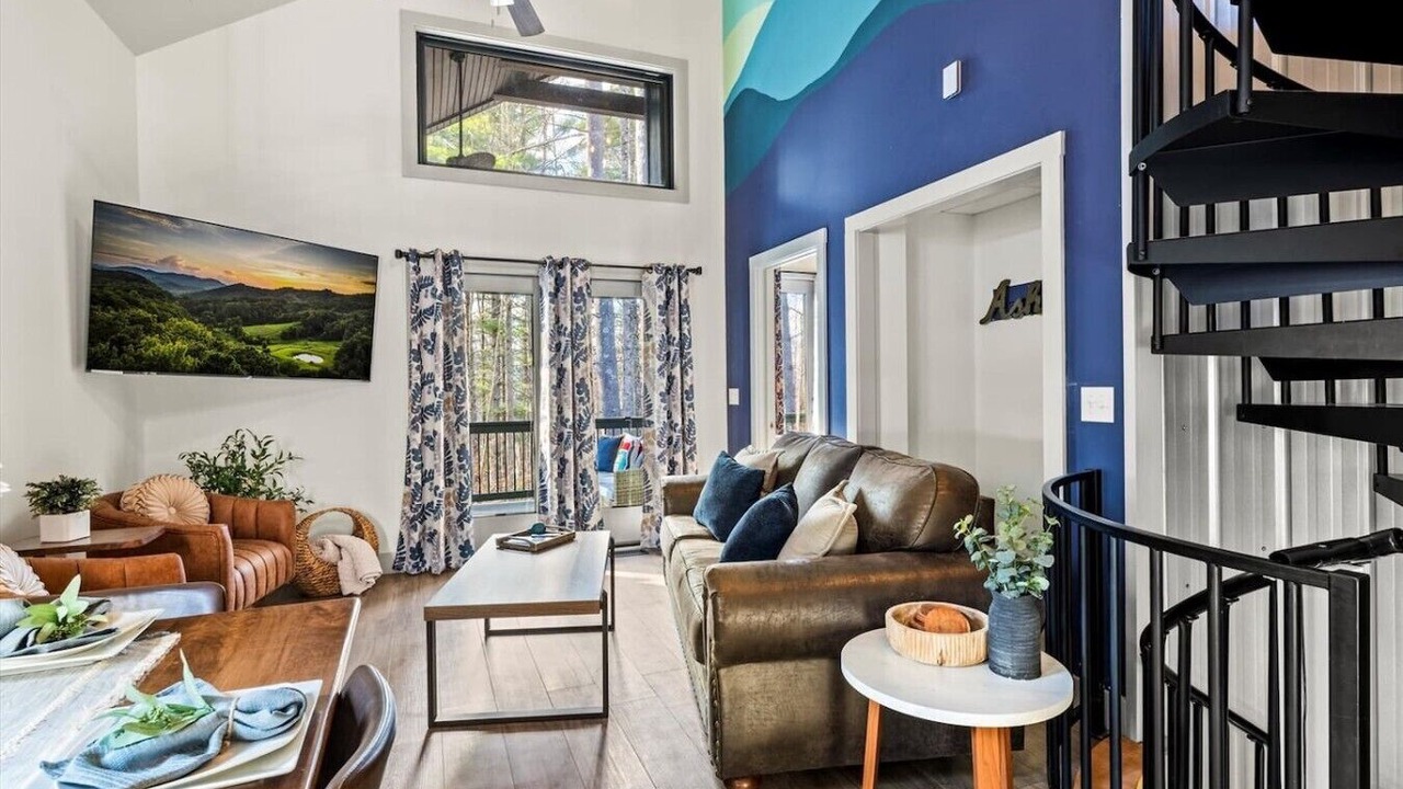 Photo of Livingroom in Horse Shoe