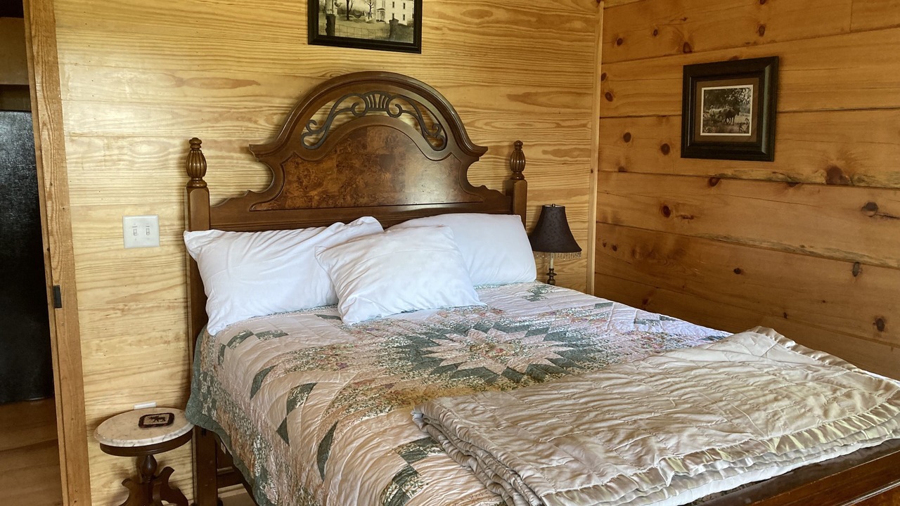 Photo of Bedroom in Stuart