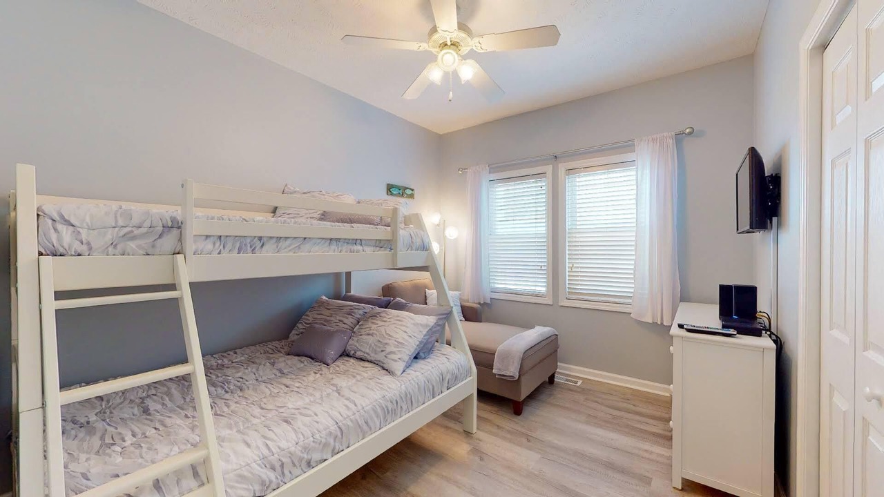 Photo of Bedroom in Surf City