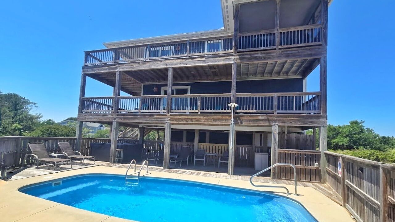 Photo of Outdoor in Monteray Shores