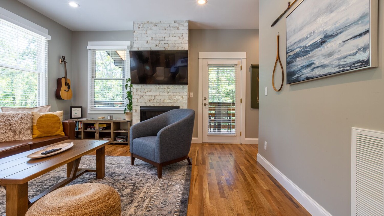 Photo of Bedroom in Woodfin