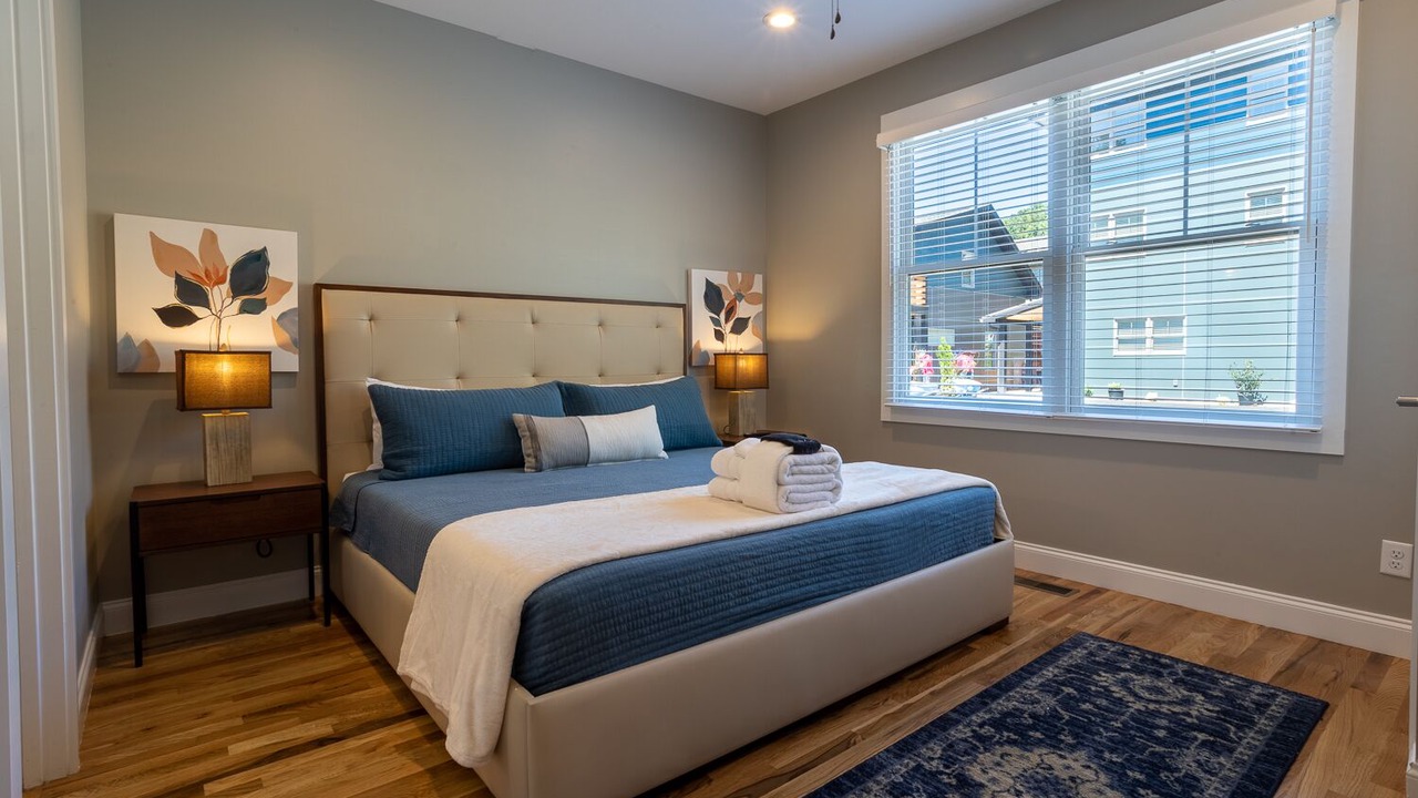 Photo of Bedroom in Woodfin
