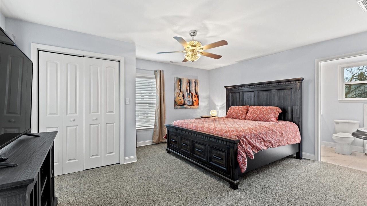 Photo of Bedroom in Lawrenceburg