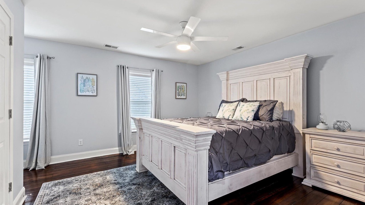 Photo of Bedroom in Lawrenceburg