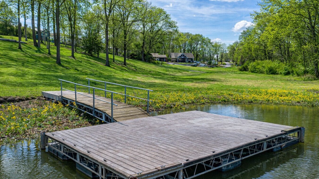 Photo of Outdoor in Gilbertsville