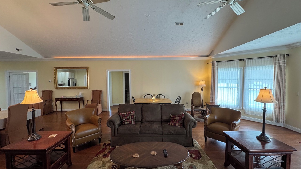 Photo of Livingroom in Strasburg