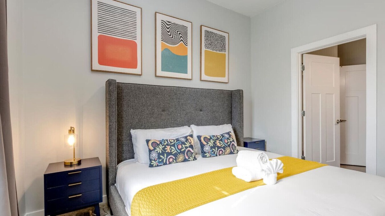 Photo of Bedroom in Hillsboro Village