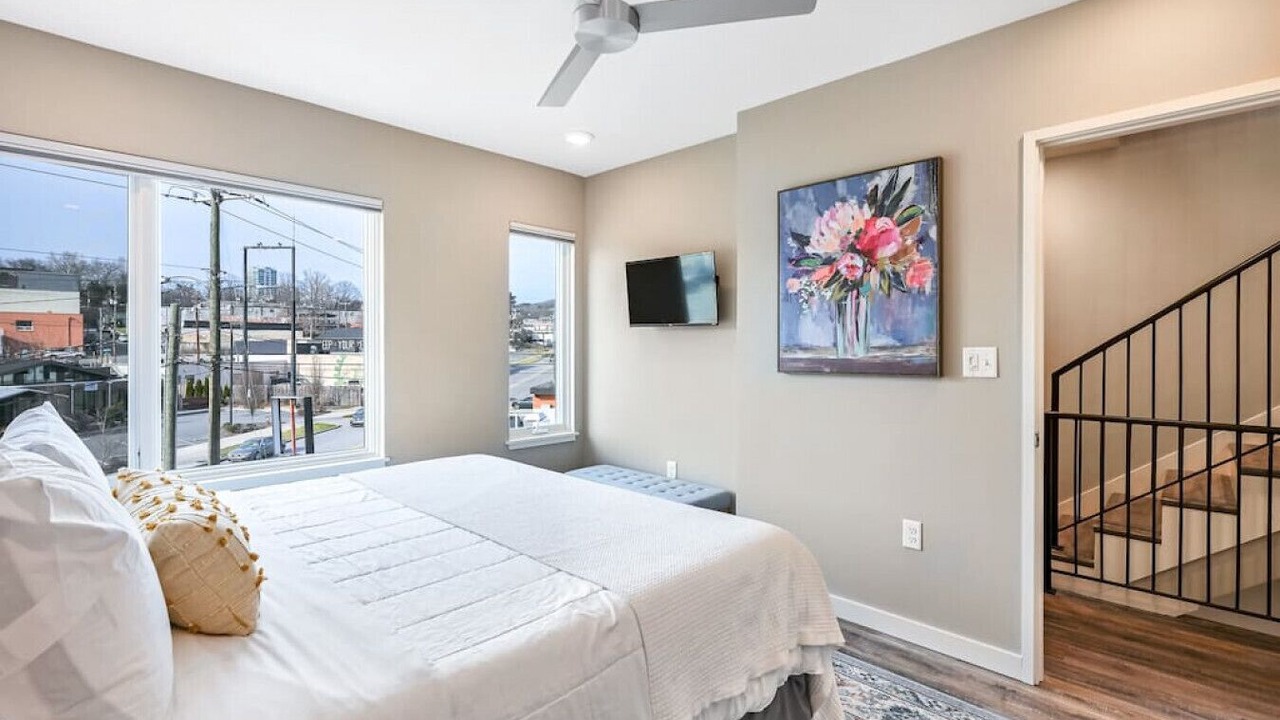 Photo of Bedroom in Asheville