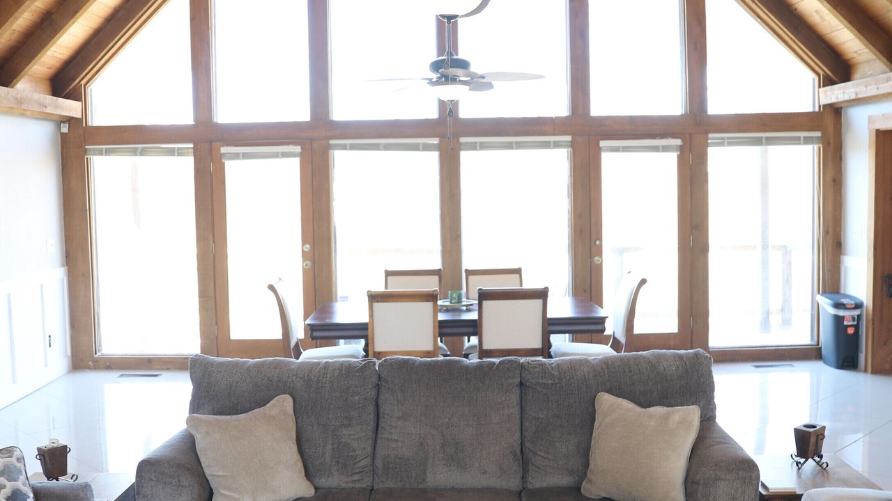 Photo of Livingroom in Burnside