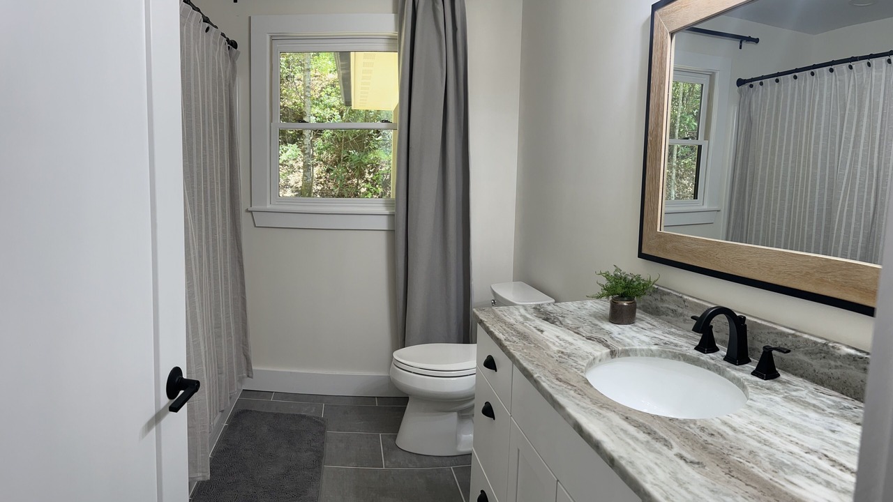 Photo of Bathroom in Cedar Mountain