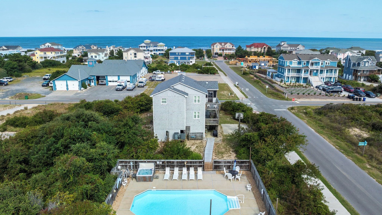 Photo of Others in Whalehead Beach