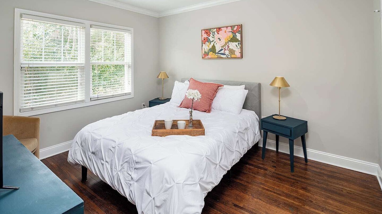 Photo of Bedroom in Villa Heights