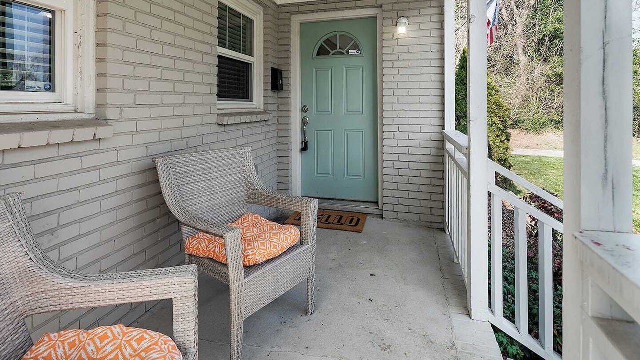 Photo of Patio Balcony in Villa Heights