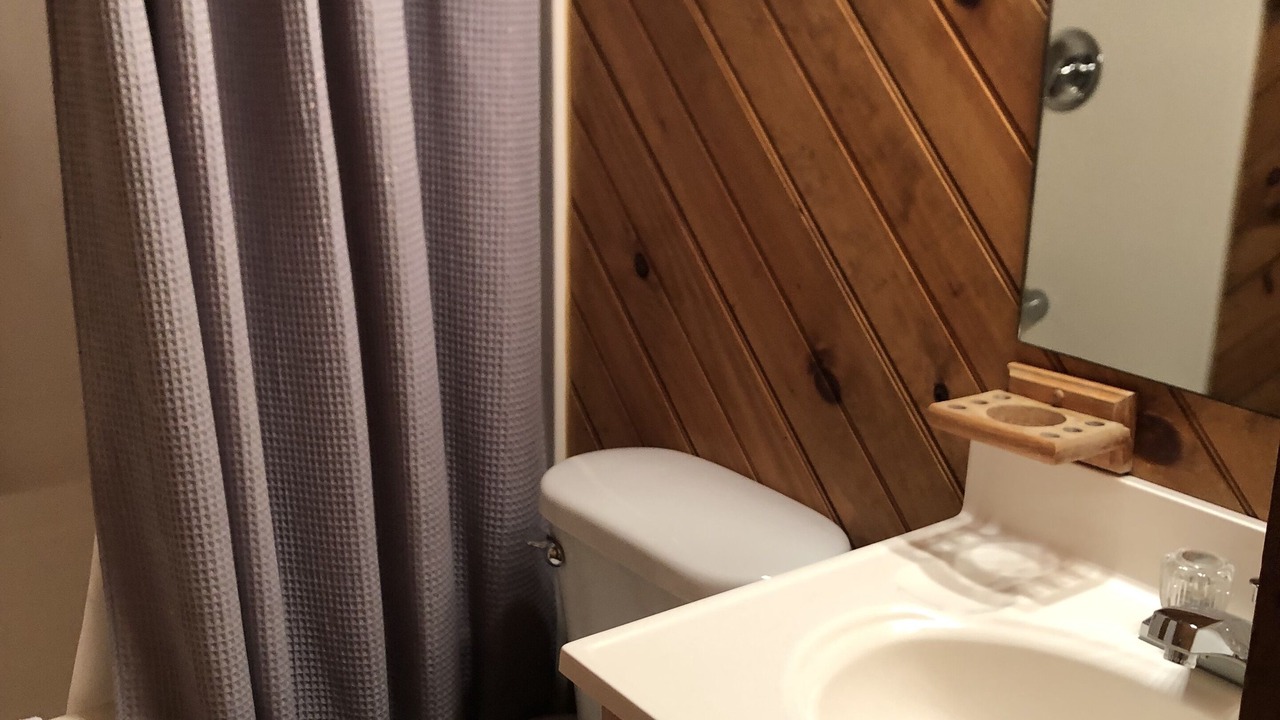 Photo of Bathroom in Oneida