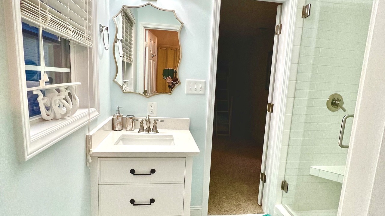 Photo of Bathroom in Sunset Beach