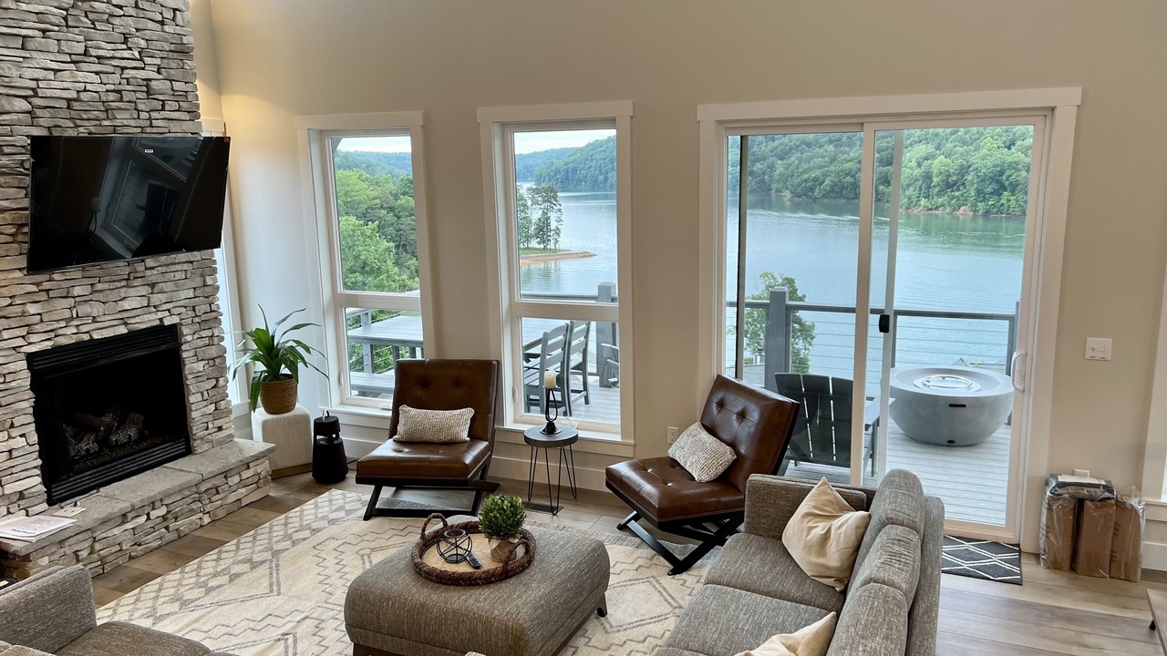 Photo of Livingroom in Hidden Springs