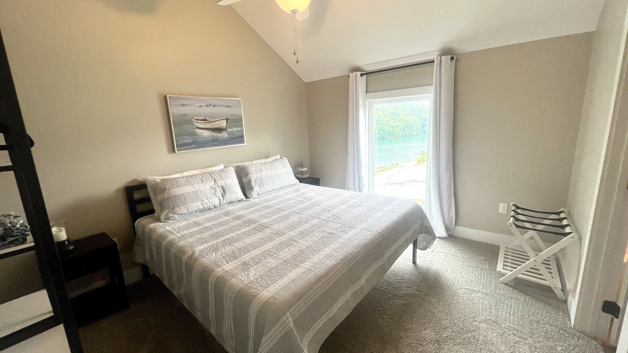 Photo of Bedroom in Hidden Springs