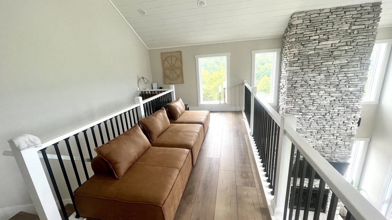 Photo of Livingroom in Hidden Springs