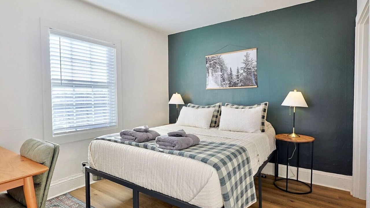 Photo of Bedroom in Knoxville