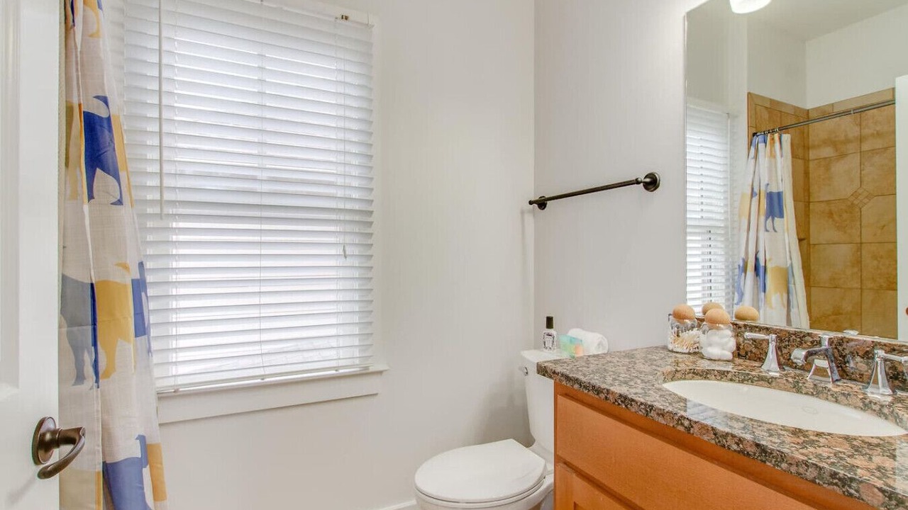 Photo of Bathroom in Hope Gardens