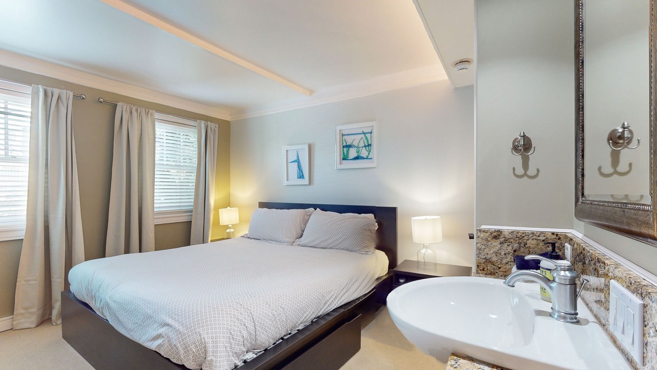 Photo of Bedroom in Downtown Asheville