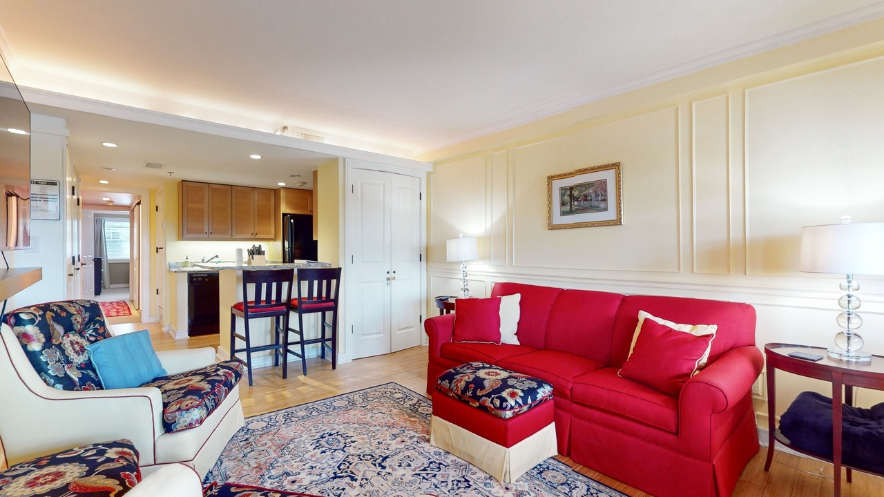 Photo of Livingroom in Downtown Asheville